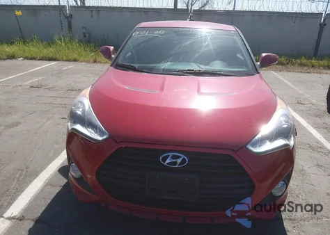 2013 Hyundai Veloster Turbo W/Black z USA, uszkodzony, nr VIN KMHTC6AE4DU178537